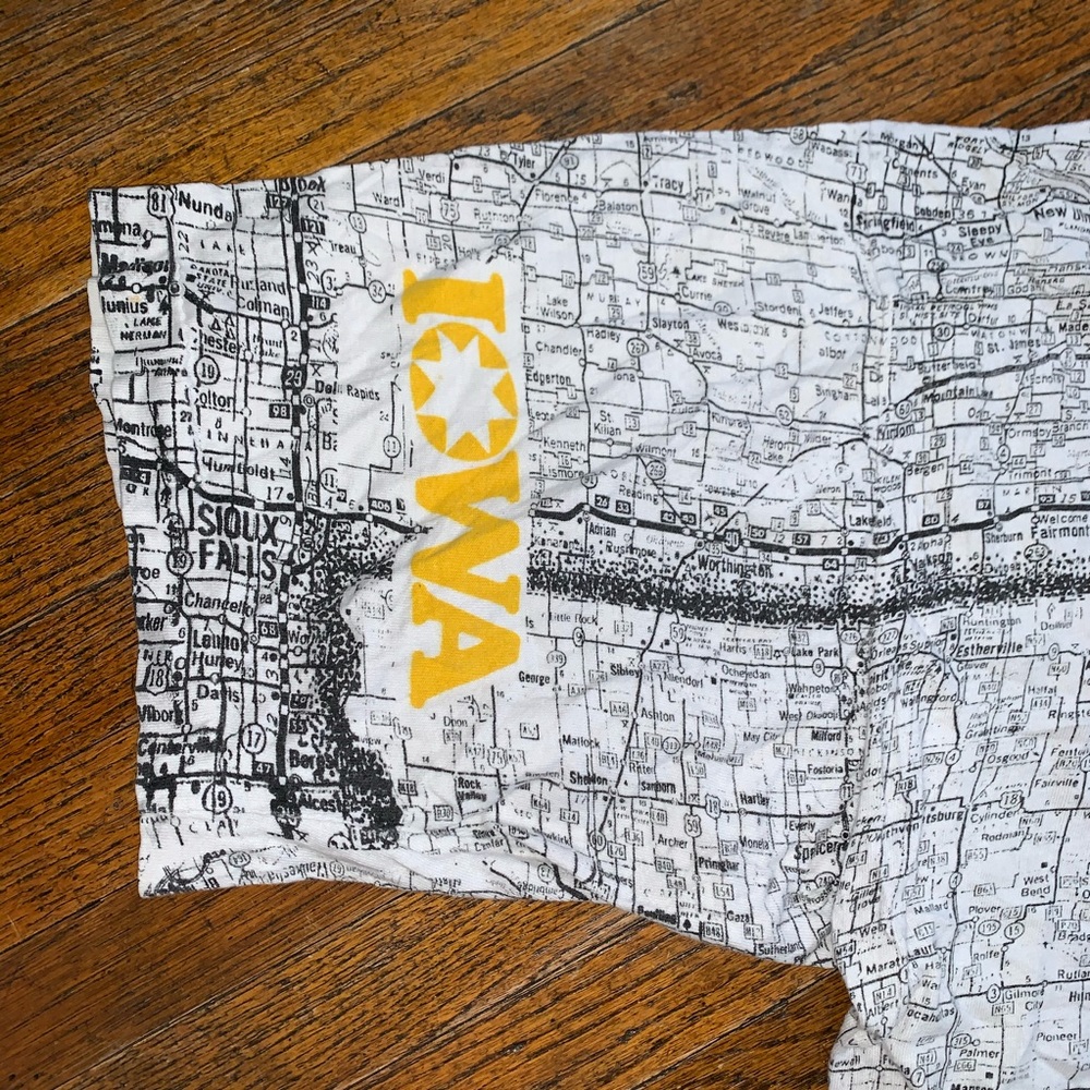 Vintage 90s Iowa State Map Shirt - Picture 6 of 7